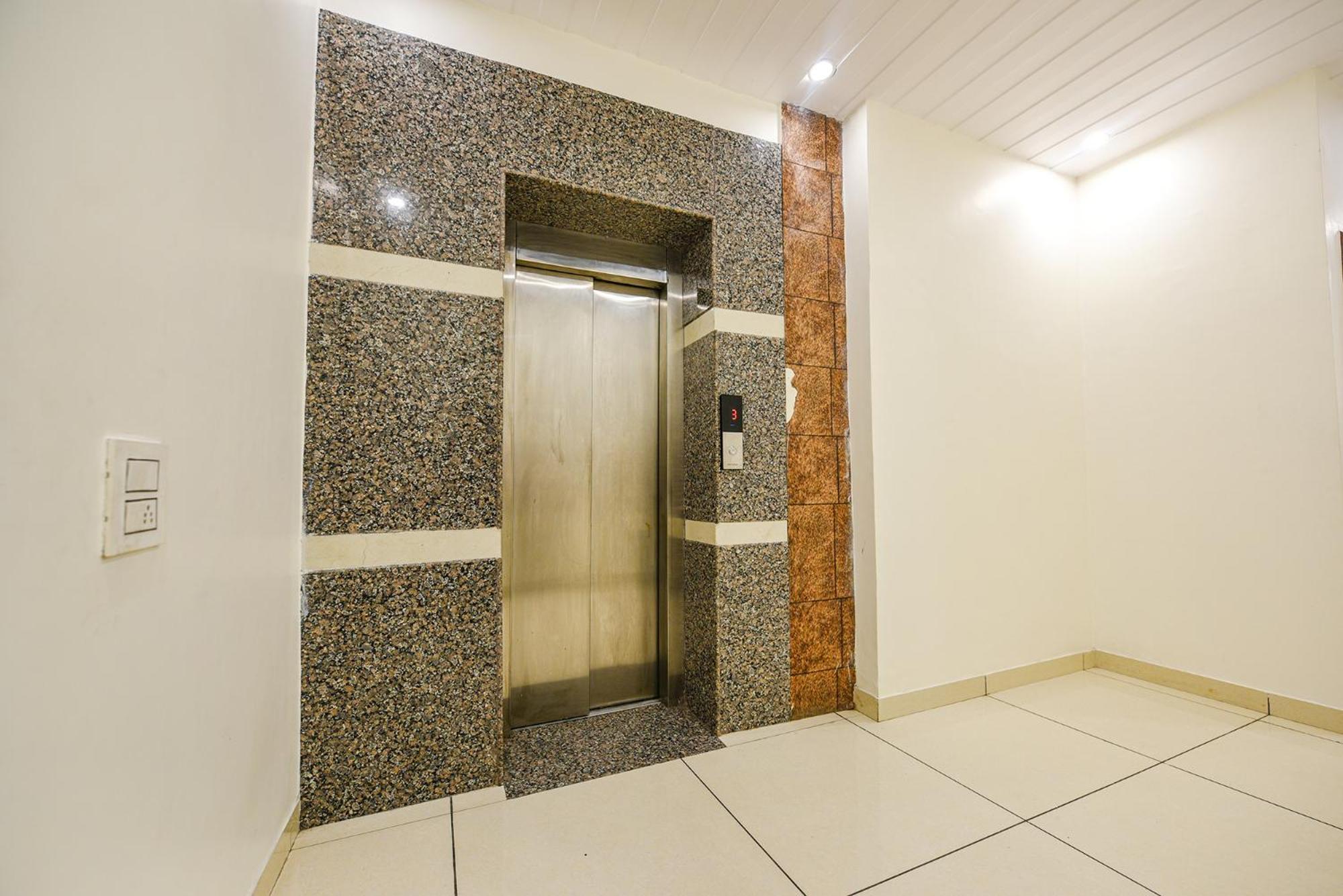 Fabhotel Savera Park Amritsar Zewnętrze zdjęcie